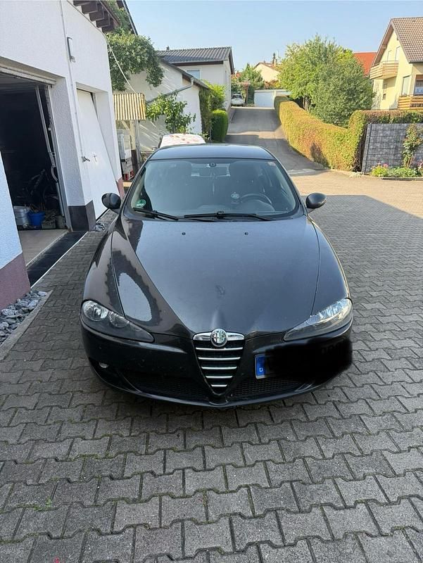Schwarz Gebraucht 2006 Alfa Romeo 147 Kleinwagen | 980 € (Guter Preis) - Bild 1/4