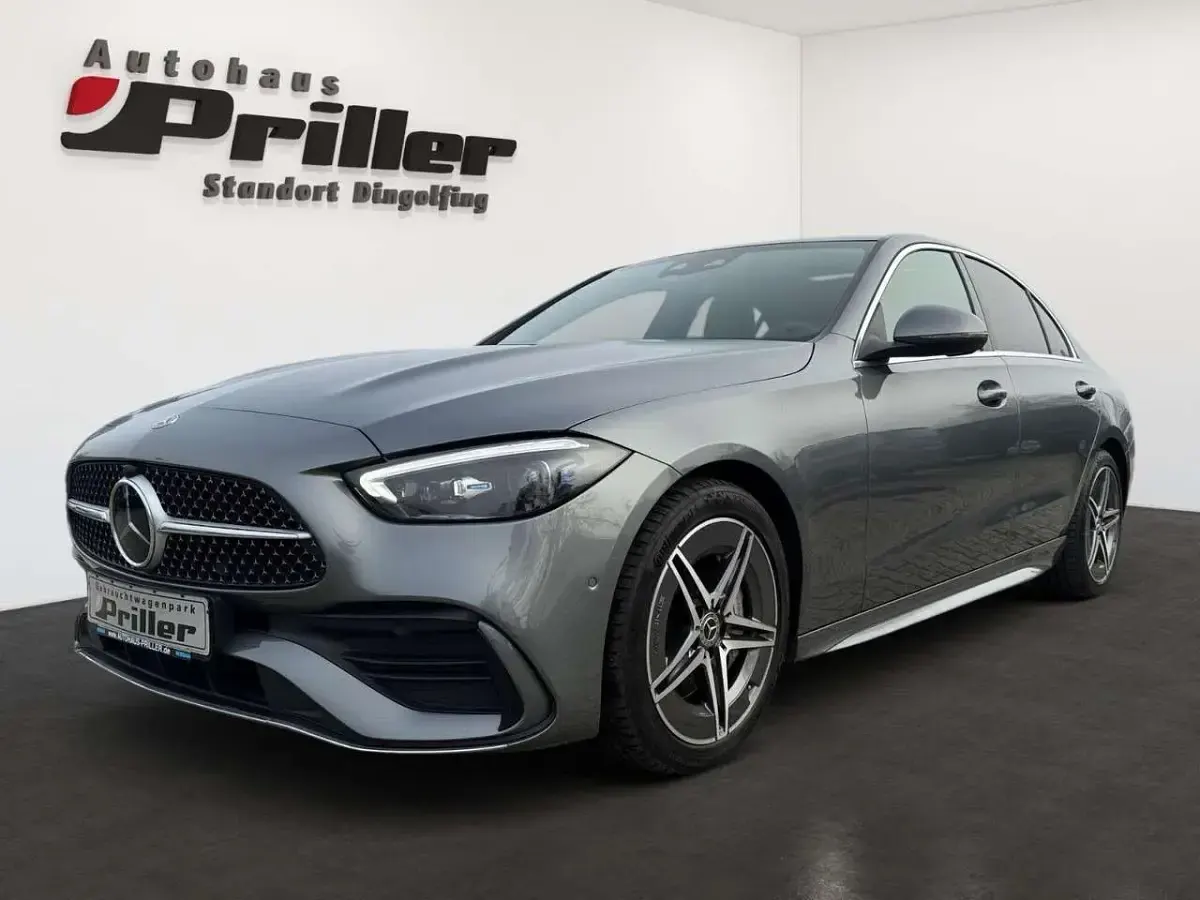 Gebraucht Mercedes C300 AMG line 265 PS (194 kW) 2023 Selenitgrau Limousine