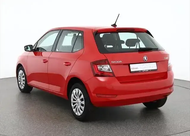Gebraucht Skoda Fabia Ambition 95 PS (69 kW) 2019 Rot Kleinwagen