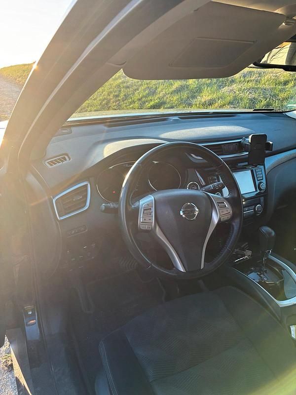 Gebraucht Nissan X-Trail 130 PS (95 kW) 2016 Schwarz SUV