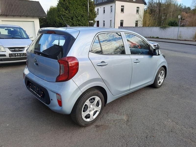 Second-hand Kia Picanto Edition 7 84 CP (61 kW) 2019 Albastru Hatchback
