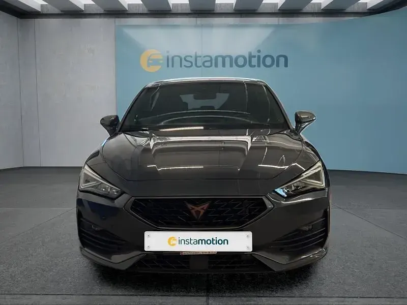 Usata Cupra Leon 245 CV (180 kW) 2023 Grigio Utilitaria