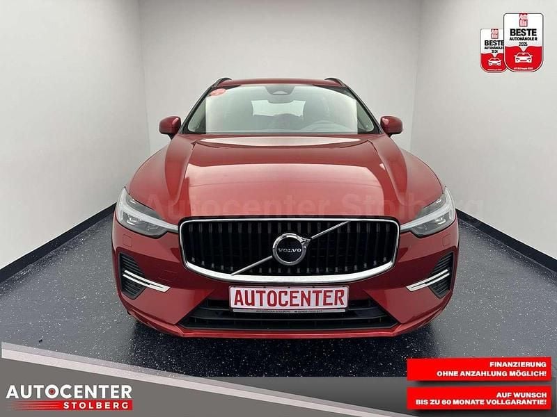 Gebraucht Volvo XC60 Momentum 197 PS (144 kW) 2022 Rot SUV