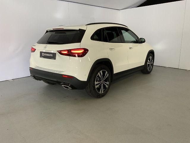 Gebraucht Mercedes GLA180 Progressive 136 PS (100 kW) 2025 SUV
