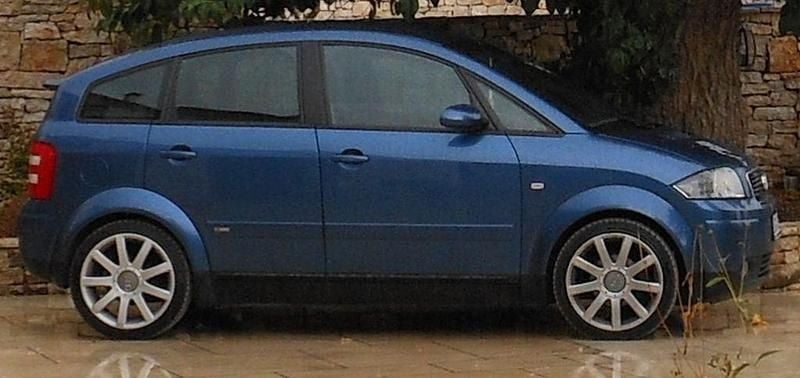 Blau Gebraucht 2004 Audi A2 S-Line Kleinwagen | 3.990 € (Guter Preis) - Bild 1/4