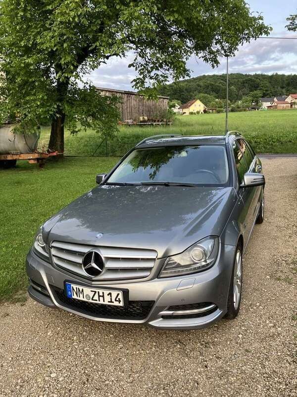 Grau Gebraucht 2011 Mercedes C250 Kombi | 5.500 € (Fairer Preis) - Bild 1/4