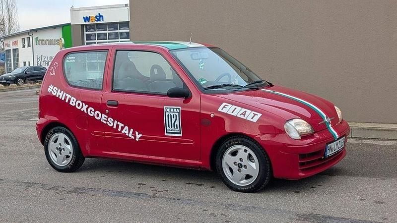 Rot Gebraucht 2009 Fiat Seicento Kleinwagen | 1.650 € (Fairer Preis) - Bild 1/4