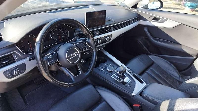 Gebraucht Audi A4 Sport 190 PS (139 kW) 2016 Grau Kombi