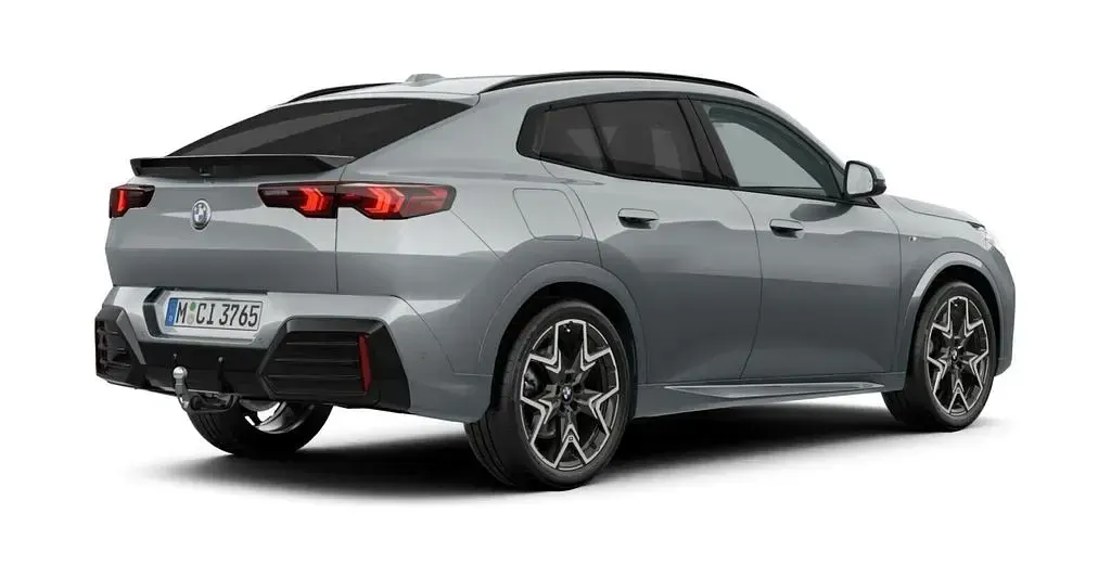 Gebraucht BMW X2 Comfort Edition 163 PS (119 kW) 2025 Grau SUV