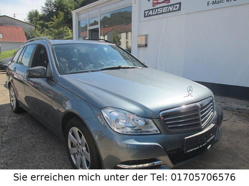 Grau Gebraucht 2011 Mercedes C180 Kombi | 9.990 € (Fairer Preis) - Bild 1/4