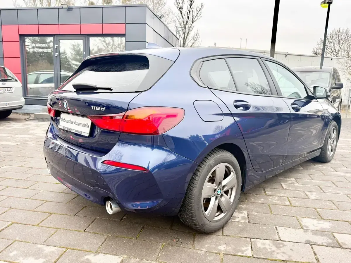 Gebraucht BMW 118 Performance 150 PS (110 kW) 2020 Blau Limousine
