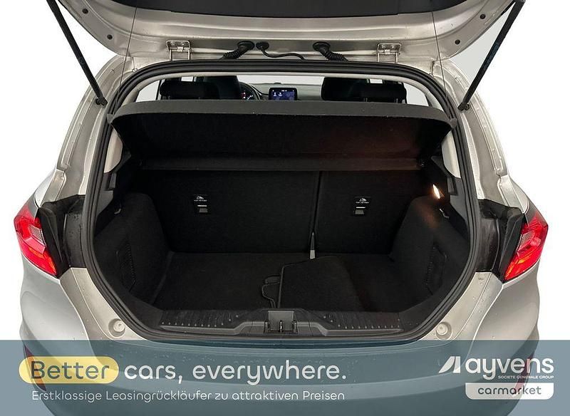 Gebraucht Ford Fiesta Cool & Connect 101 PS (74 kW) 2023 Silber Kleinwagen