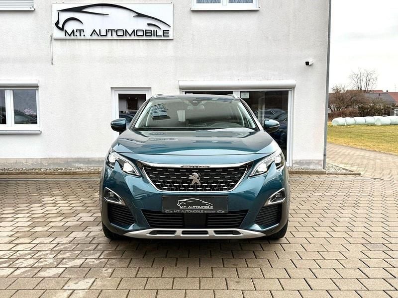 Gebraucht Peugeot 5008 131 PS (96 kW) 2019 Grün SUV