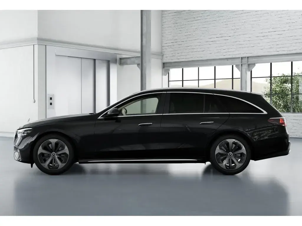 Gebraucht Mercedes E450 Exclusive 381 PS (280 kW) 2026 Metalliclack obsidianschwarz met Kombi