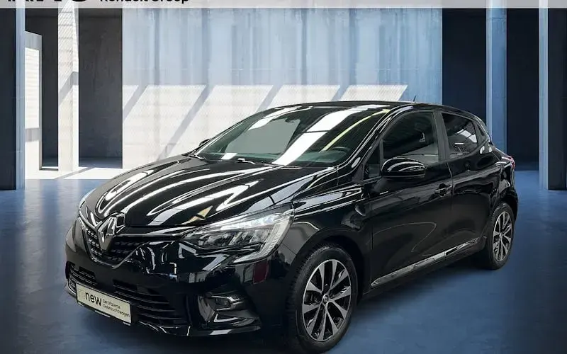 Używany Renault Clio V Zen 91 KM (66 kW) 2023 Czarny Sedan/Limuzyna