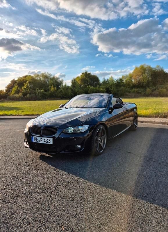 Blau Gebraucht 2008 BMW 325 Cabriolet M Performance Cabrio | 10.750 € (Fairer Preis) - Bild 1/4