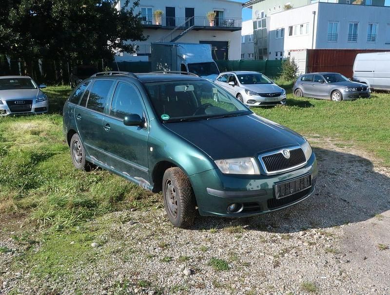 Gebraucht Skoda Fabia Ambiente 75 PS (55 kW) 2006 Grün Kleinwagen