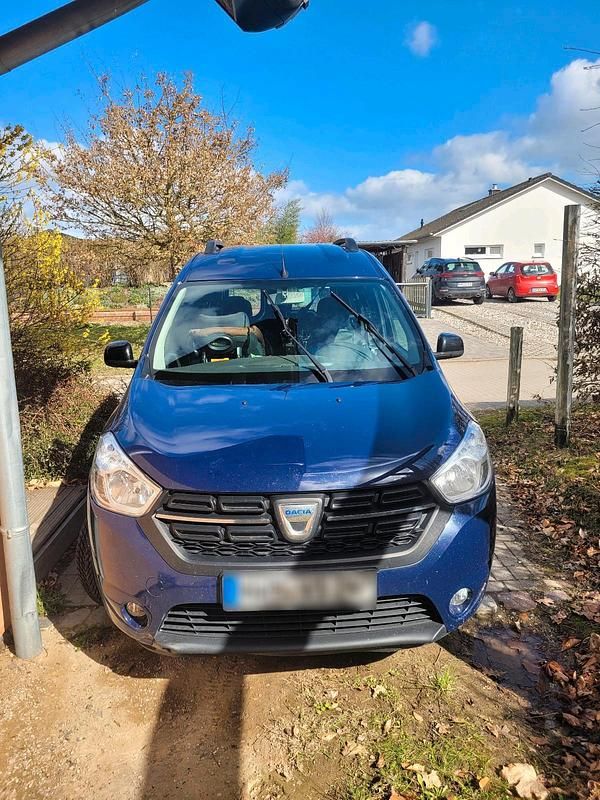 Gebraucht Dacia Dokker 105 PS (77 kW) 2019 Blau Van / Kleinbus