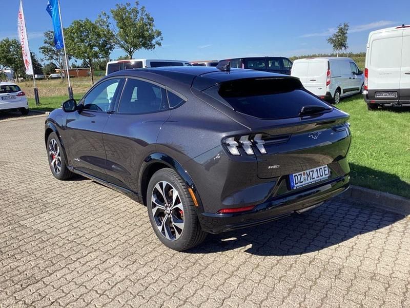 Gebraucht Ford Mustang Mach-E 197 kW (269 PS) 2022 Grau SUV