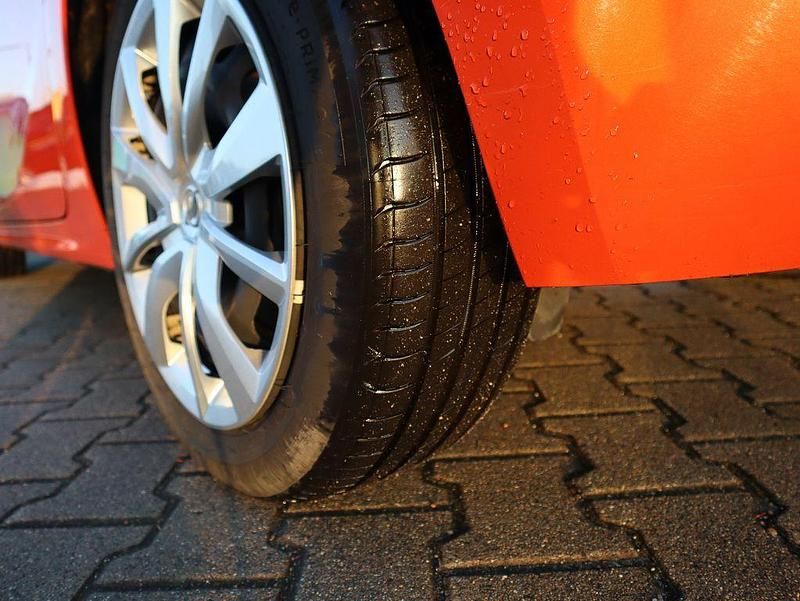 Gebraucht Opel Corsa-e Edition 100 kW (136 PS) 2022 Orange Kleinwagen