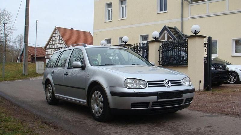 Gebraucht VW Golf IV Edition 101 PS (74 kW) 2000 Silber Kombi
