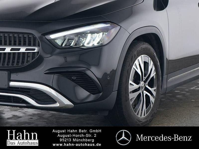 Gebraucht Mercedes GLA200 Progressive 163 PS (119 kW) 2024 Lack kosmosschwarz SUV