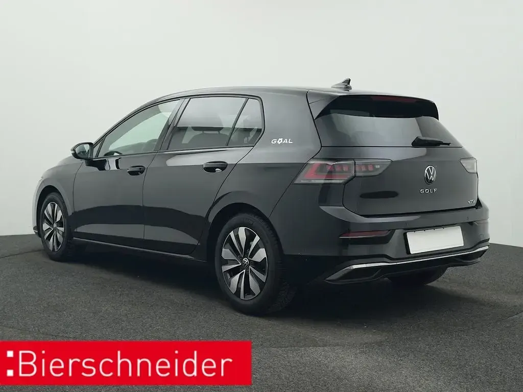 Gebraucht VW Golf VIII Goal 150 PS (110 kW) 2025 Blau Limousine