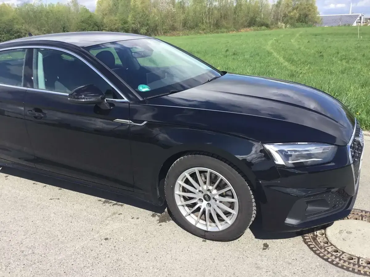Gebraucht Audi A5 150 PS (110 kW) 2022 Schwarz Coupé