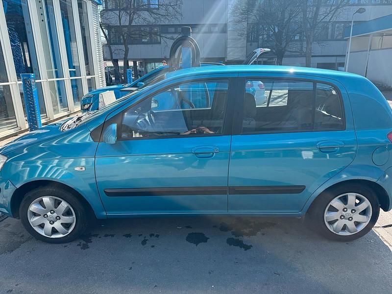 Gebraucht Hyundai Getz 72 PS (52 kW) 2004 Blau Kleinwagen