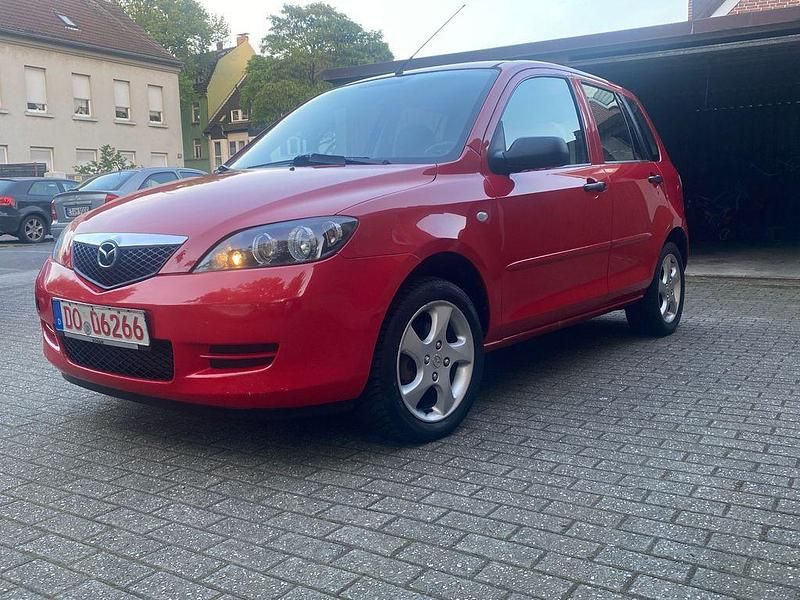 Gebraucht Mazda 2 Comfort 75 PS (55 kW) 2008 Rot Limousine