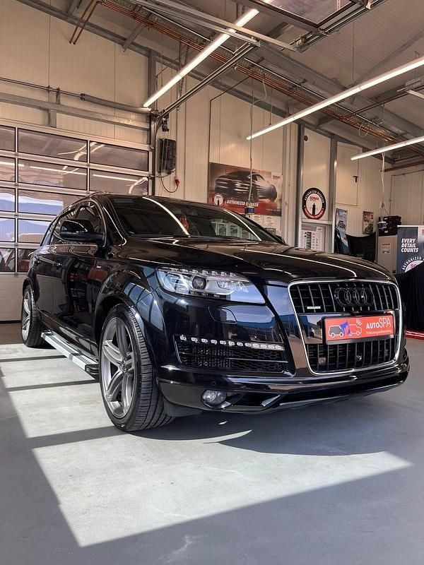 Schwarz Gebraucht 2013 Audi Q7 Comfort SUV | 21.999 € (Etwas zu teuer) - Bild 1/4