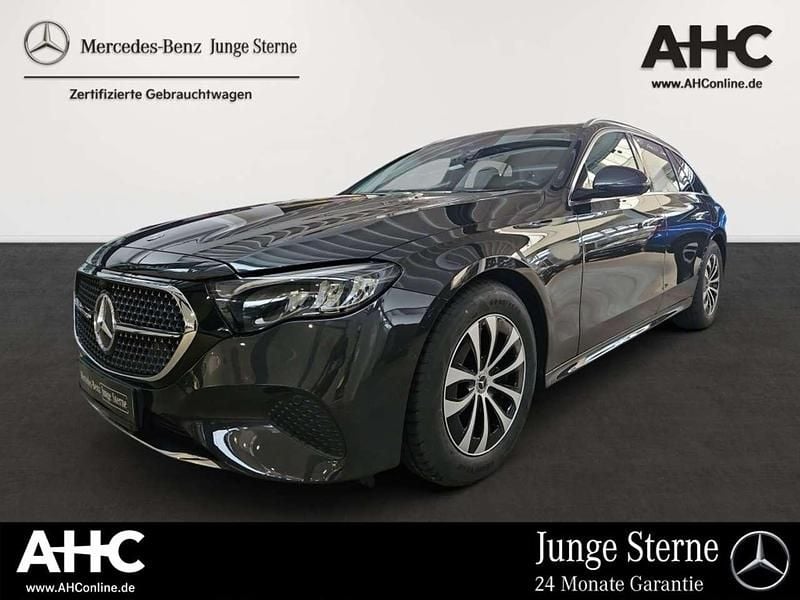 Gebraucht Mercedes E220 197 PS (144 kW) 2024 Metalliclack graphitgrau Kombi