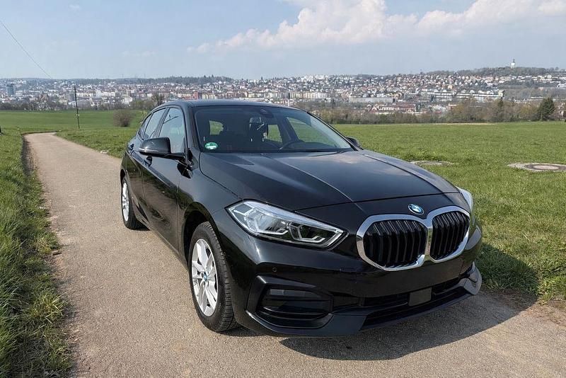 Gebraucht BMW 116 Luxury Line 116 PS (85 kW) 2019 Schwarz Kleinwagen