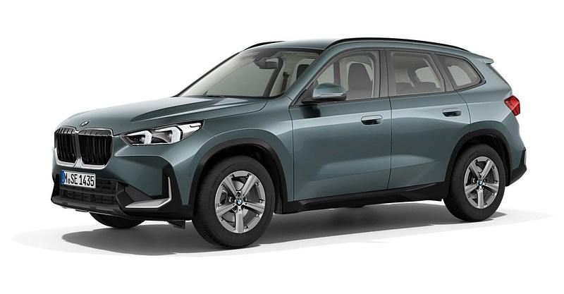 Grün Gebraucht 2025 BMW X1 Shadowline SUV | 40.709 € (Superpreis) - Bild 1/4
