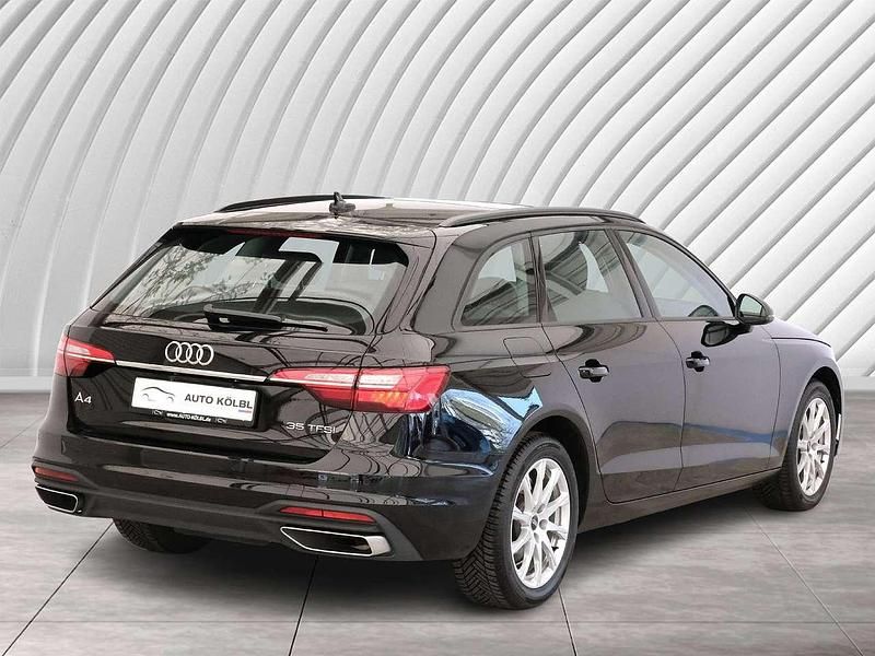 Gebraucht Audi A4 150 PS (110 kW) 2023 Brillantschwarz Kombi