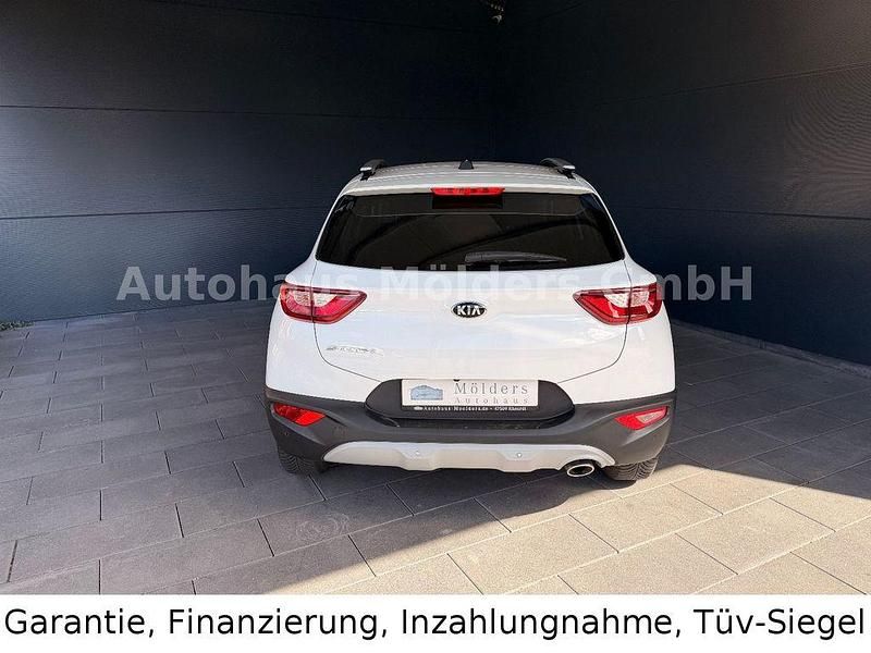 Gebraucht Kia Stonic Vision 84 PS (61 kW) 2018 Weiß SUV