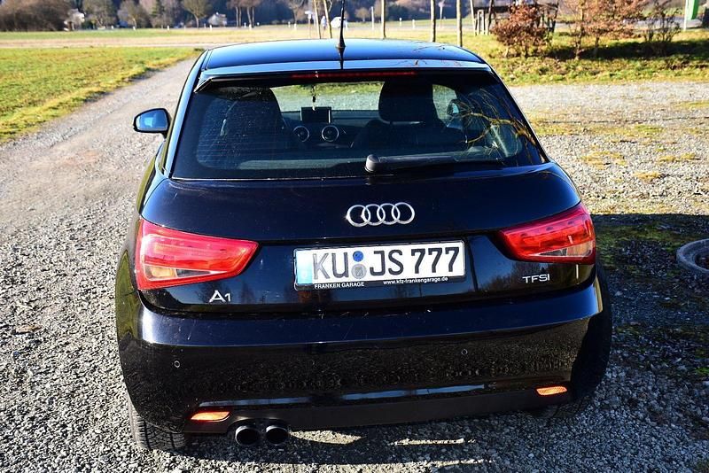 Gebraucht Audi A1 122 PS (89 kW) 2011 Schwarz Kleinwagen
