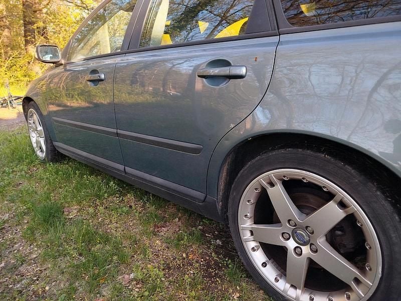 Usata Volvo V50 125 CV (91 kW) 2004 Blu Station wagon