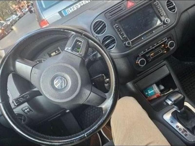 Usado VW Golf 122 HP (89 kW) 2009 Prateado SUV