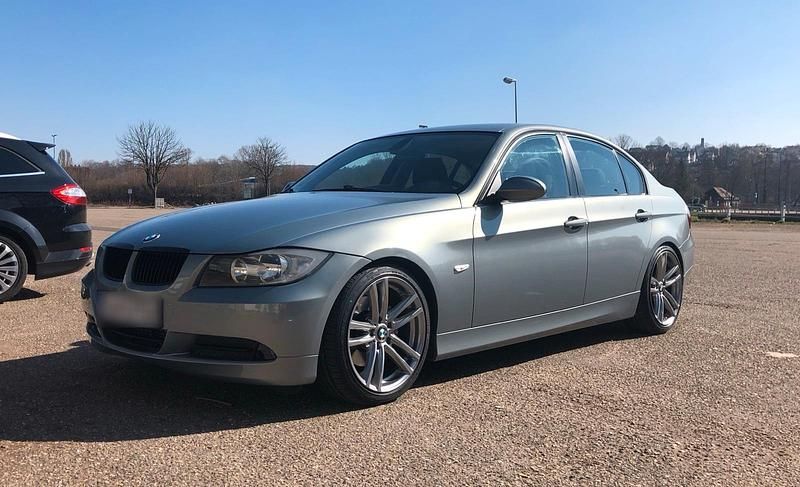 Gebraucht BMW 320 177 PS (130 kW) 2007 Andere farben Limousine
