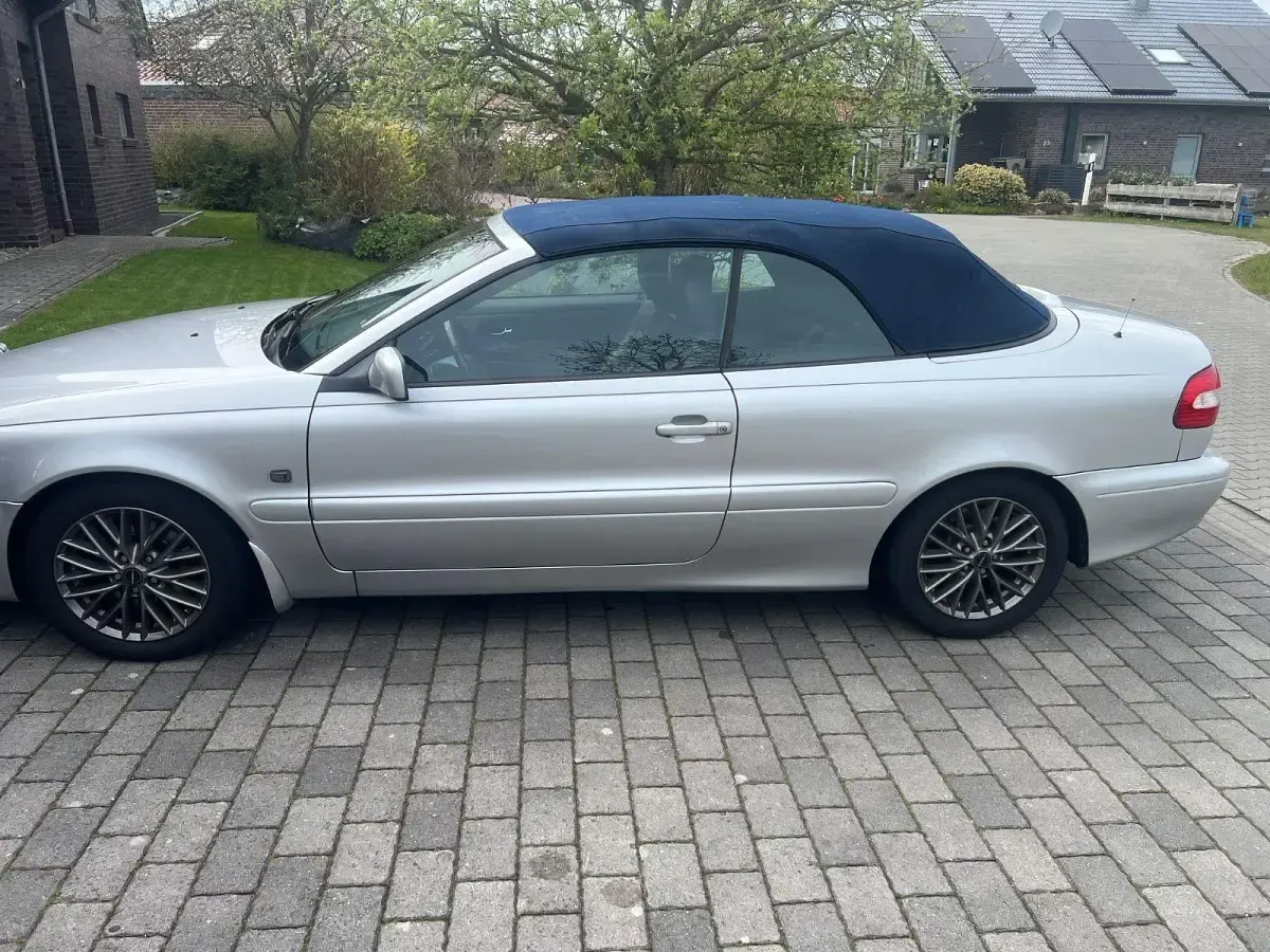 Occasion Volvo C70 163 ch (119 kW) 2002 Argent Cabriolet