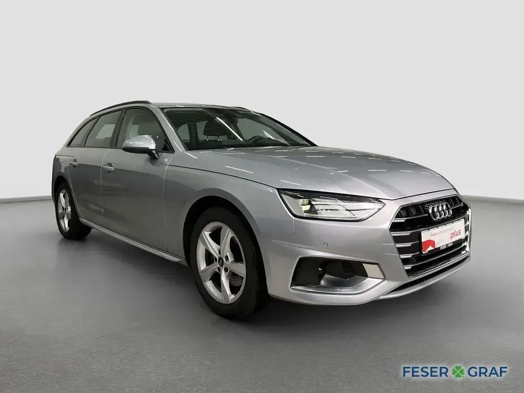 Używany Audi A4 Advanced Plus 163 KM (119 kW) 2023 Srebrny Kombi