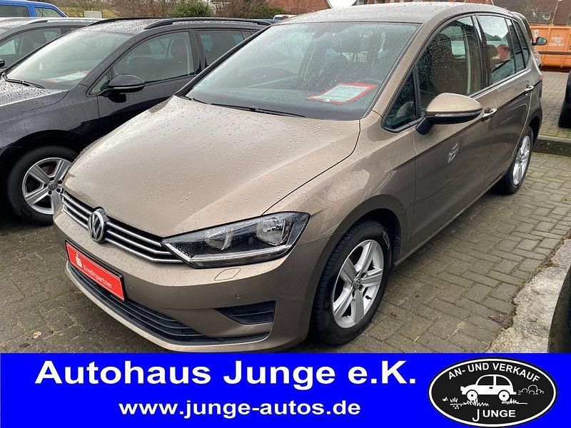 Gebraucht VW Golf VII 125 PS (91 kW) 2015 Gold Limousine