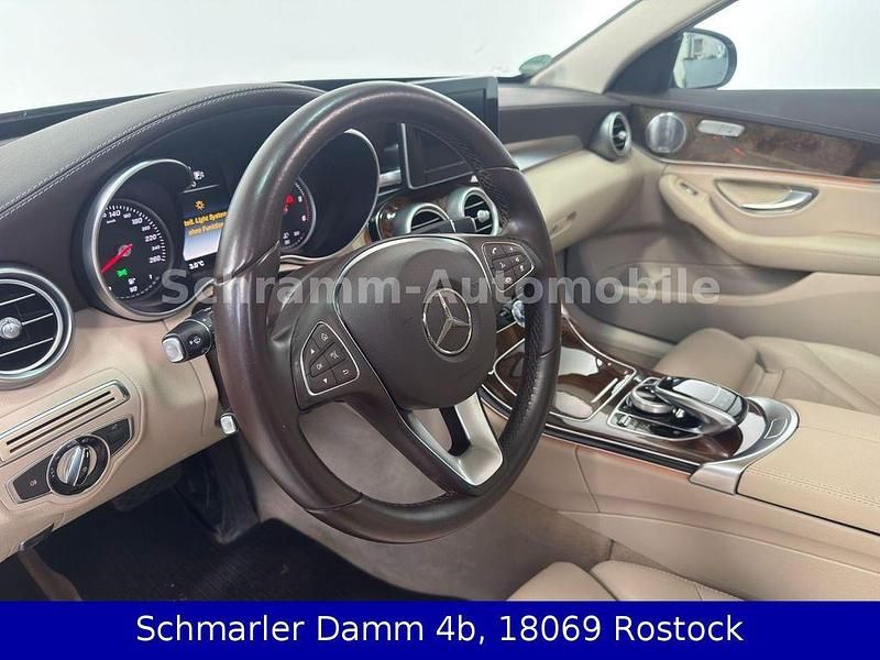 Gebraucht Mercedes C250 Exclusive 204 PS (150 kW) 2015 Schwarz Limousine