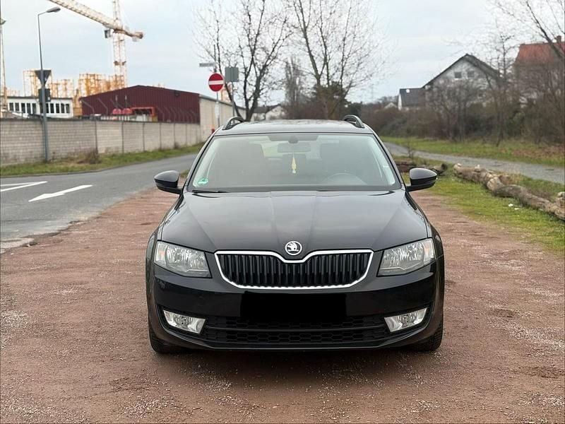 Gebraucht Skoda Octavia 105 PS (77 kW) 2014 Schwarz Kombi