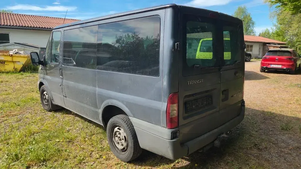 Używany Ford Transit 110 KM (80 kW) 2007 Szary Kombi
