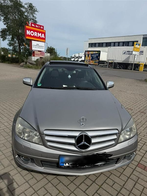 Gold Gebraucht 2008 Mercedes C180 Kleinwagen | 9.750 € - Bild 1/4