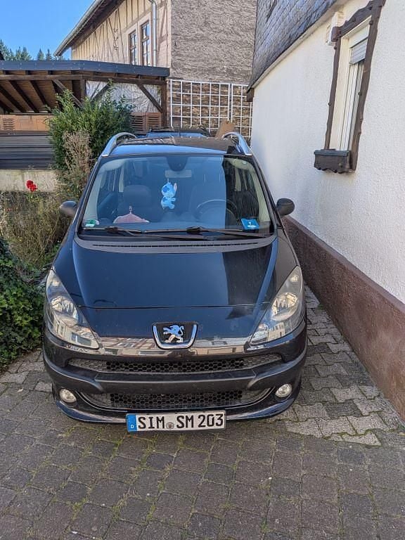 Schwarz Gebraucht 2005 Peugeot 1007 Tendance Kleinwagen | 900 € (Guter Preis) - Bild 1/4