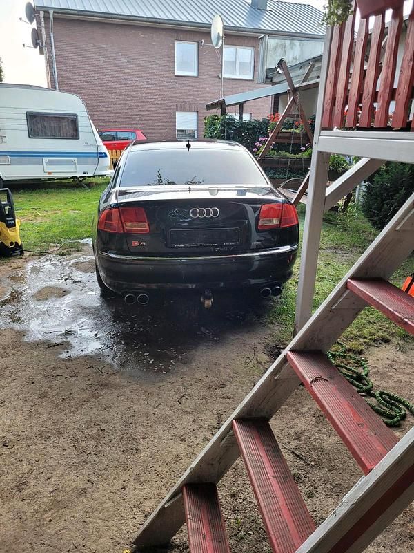 Schwarz Gebraucht 2007 Audi A8 Limousine | 3.200 € - Bild 1/4