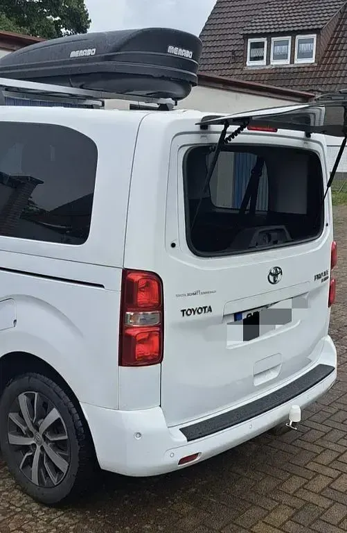 Gebraucht Toyota Proace 150 PS (110 kW) 2019 Weiß Van / Kleinbus